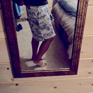 Lady Hagen size 12 skort. No stains, zipper in back. 2 front pockets, 1 back.